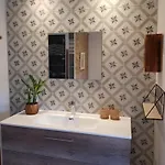 Maison En Luberon Holiday home Sainte-Croix-a-Lauze