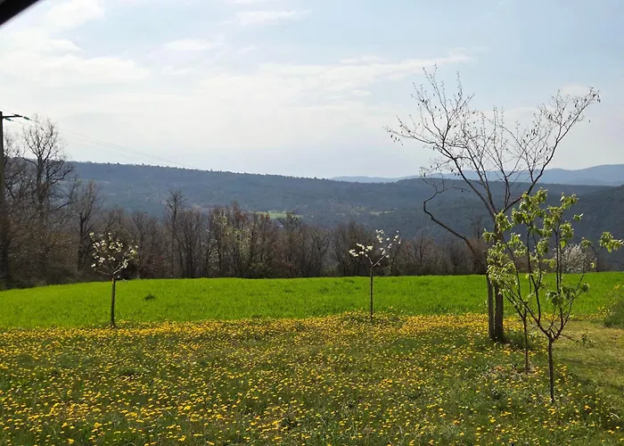 Hébergement de vacances Maison En Luberon Sainte-Croix-a-Lauze